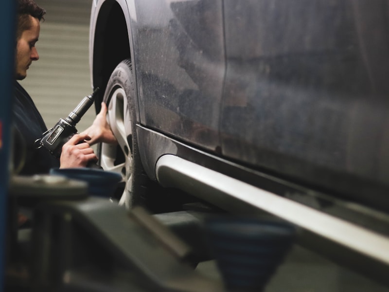 Tecnico Gommista - sostituzione pneumatici